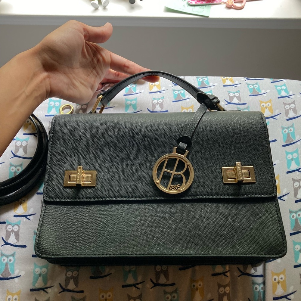 Henri Bendel Black Leather Purse w strap